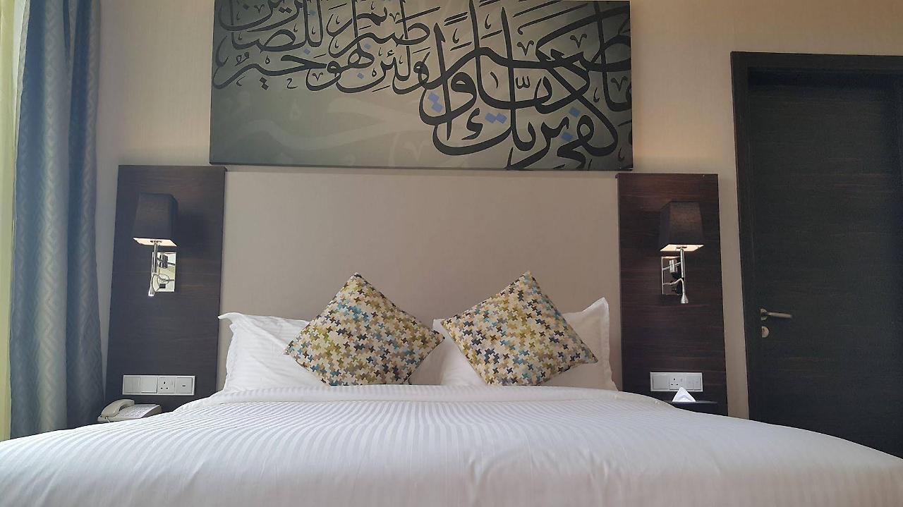 M Hotel Makkah By Millennium Mecca Exterior foto A room at the hotel