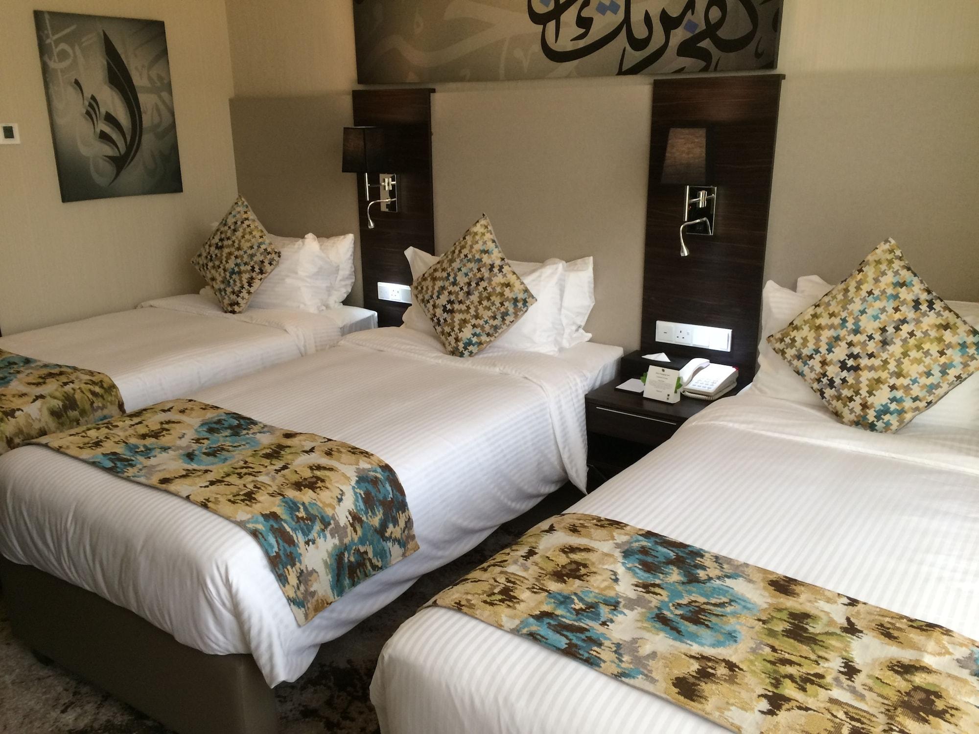 M Hotel Makkah By Millennium Mecca Exterior foto A room at the hotel