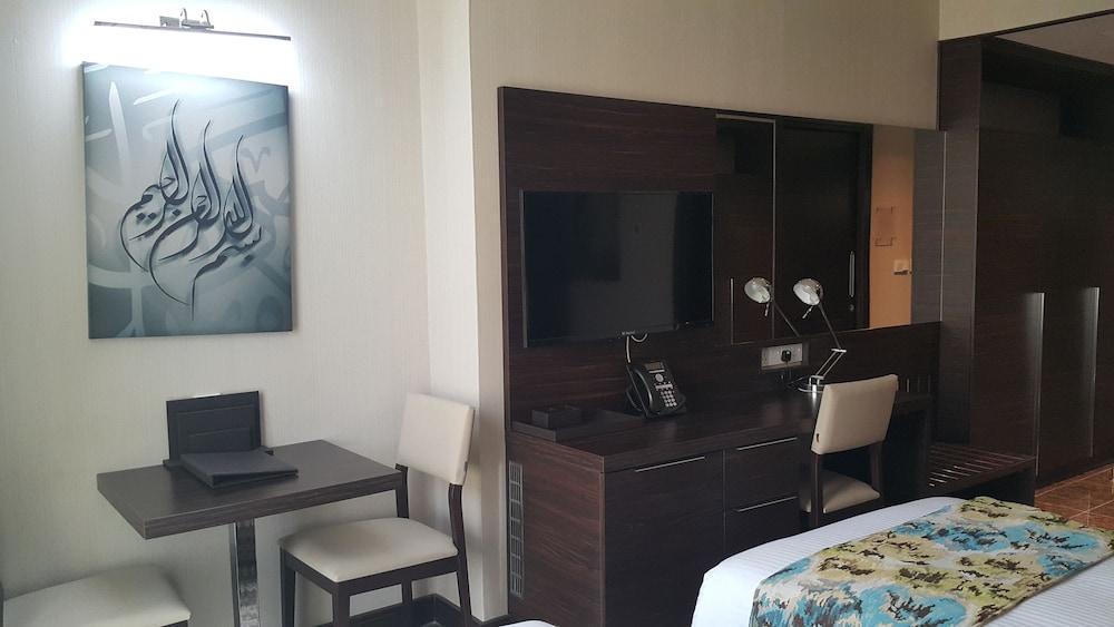 M Hotel Makkah By Millennium Mecca Exterior foto A room at the hotel